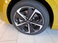 Usata Opel Astra Elegance 180 CV (132 kW) 2025 Giallo Berlina