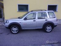 Usata Land Rover Freelander 111 CV (81 kW) 2005 Argento SUV