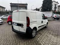 Usata Fiat Doblò Active 105 CV (77 kW) 2015 Bianco Monovolume