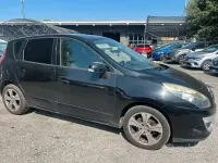 Usata Renault Scénic III 110 CV (80 kW) 2012 Nero Monovolume