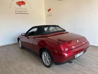Usata Alfa Romeo Spider 150 CV (110 kW) 1996 Rosso Cabrio