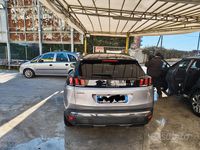 Begagnad Peugeot 3008 120 HK (88 kW) 2017 Grå SUV