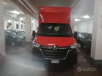 Usata Renault Master 145 CV (106 kW) 2021 Rosso Monovolume