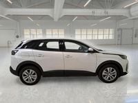 Usata Peugeot 3008 Active 130 CV (95 kW) 2021 Bianco SUV