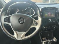 Usata Renault Clio GrandTour 90 CV (66 kW) 2016 Giallo Station wagon