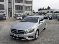 Usata Mercedes A180 109 CV (80 kW) 2015 Argento Berlina