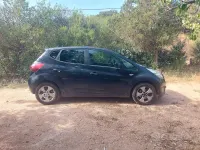 Usata Kia Venga 90 CV (66 kW) 2011 Nero Utilitaria