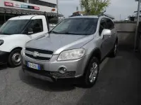 Usata Chevrolet Captiva 150 CV (110 kW) 2007 Grigio SUV