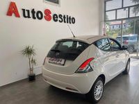Usata Lancia Ypsilon S 95 CV (69 kW) 2016 Bianco Utilitaria