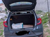 Usata Renault Captur Equilibre 101 CV (74 kW) 2023 Blu/azzurro SUV