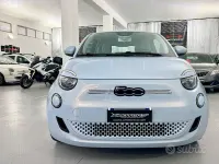 Usata Fiat 500e 42 kW (58 CV) 2020 Bluazzurro Utilitaria
