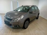 Usata Peugeot 2008 Active 99 CV (72 kW) 2016 Grigio scuro SUV