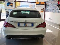 Usata Mercedes CLA200 136 CV (100 kW) 2019 Bianco Station wagon
