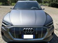Usata Audi e-tron Ambiente 300 kW (408 CV) 2021 Grigio SUV