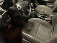 Usata Ford Kuga Titanium 163 CV (119 kW) 2014 Bianco SUV