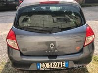 Usata Renault Clio II 101 CV (74 kW) 2009 Verde Utilitaria