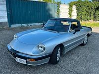 Usata Alfa Romeo Spider Veloce 128 CV (94 kW) 1987 Grigio Cabrio