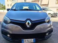 Usata Renault Captur 90 CV (66 kW) 2015 Grigio SUV
