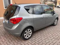 Usata Opel Meriva 95 CV (69 kW) 2012 Grigio Monovolume