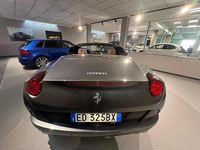 Usata Ferrari California 460 CV (338 kW) 2010 Grigio scuro Cabrio