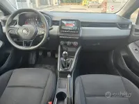 Usata Renault Clio V 101 CV (74 kW) 2021 Nero Berlina