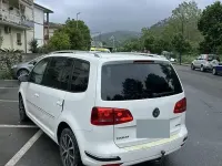 Usata VW Touran 140 CV (102 kW) 2011 Bianco Monovolume