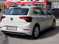 Usata VW Polo 80 CV (58 kW) 2023 Grigio Utilitaria
