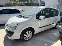 Usata Renault Modus 75 CV (55 kW) 2012 Bianco Monovolume