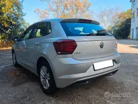 Usata VW Polo 80 CV (58 kW) 2019 Grigio Utilitaria