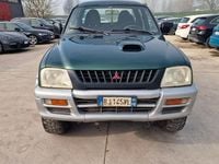 Usata Mitsubishi L200 99 CV (72 kW) 2000 Grigio Pick-up