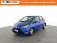Usata Toyota Yaris Active 90 CV (66 kW) 2017 Blu Berlina