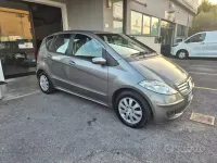 Usata Mercedes A180 Elegance 109 CV (80 kW) 2008 Marrone Berlina