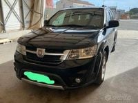 Usata Fiat Freemont 140 CV (102 kW) 2011 Nero SUV