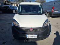 Usata Fiat Doblò Lounge 105 CV (77 kW) 2021 Bianco pastello Monovolume
