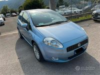 Usata Fiat Grande Punto Dynamic 68 CV (50 kW) 2006 Blu Utilitaria