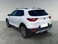 Usata Kia Stonic Style 116 CV (85 kW) 2019 Bianco SUV
