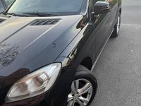 Käytetty Mercedes ML250 204 HP (150 kW) 2013 Musta Katumaasturi