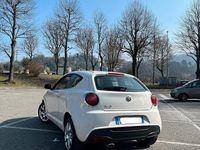 Usata Alfa Romeo MiTo Distinctive 105 CV (77 kW) 2010 Bianco Utilitaria