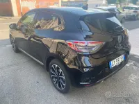 Usata Renault Clio V Esprit Alpine 91 CV (66 kW) 2025 Nero Berlina