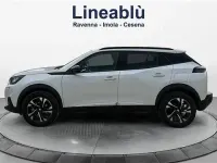 Usata Peugeot 2008 Allure 102 CV (75 kW) 2023 Bianco SUV