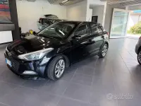 Usata Hyundai i20 Style 90 CV (66 kW) 2015 Nero Berlina