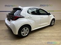 usata Toyota Yaris 1.5 hybrid Active