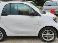 Usata Smart ForTwo Coupé 41 kW (56 CV) 2020 Bianco Utilitaria