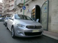 Usata Citroën C-Elysee I Exclusive 99 CV (72 kW) 2016 Girgio argento metallizzato Berlina
