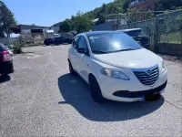Usata Lancia Ypsilon Silver 69 CV (50 kW) 2013 Bianco Utilitaria