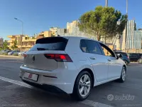Usata VW Golf VIII Style 116 CV (85 kW) 2022 Bianco Berlina