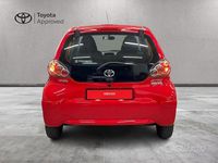 Usata Toyota Aygo Sol 68 CV (50 kW) 2010 Rosso Utilitaria