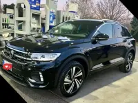 Usata VW T-Roc R-line 116 CV (85 kW) 2024 Nero SUV