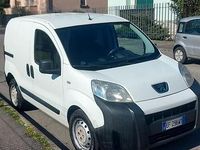 Usata Peugeot Bipper 75 CV (55 kW) 2010 Bianco Monovolume