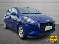 Usata Hyundai i10 67 CV (49 kW) 2024 Blu Utilitaria
